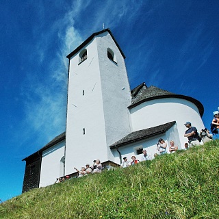 TOUR 2 Chapel Hike