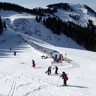 ZIMNÍ SVĚT ŽABÁKA ELLMI - SKIWELT ELLMAU