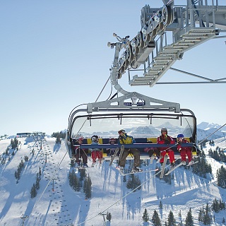 Šíleně vzorné: Veřejnou dopravou do areálu SkiWelt