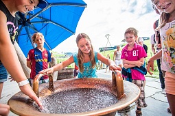 Kindergeburtstag im Hexenwasser